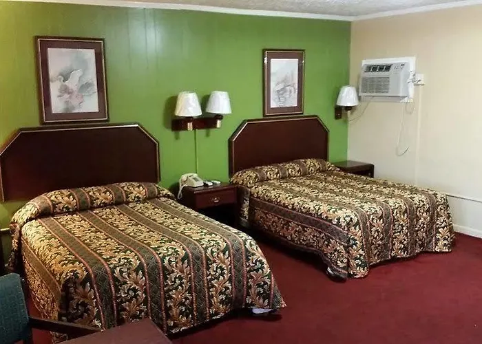 Fairway Inn