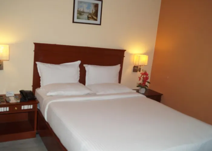 Hotel Grand Palace