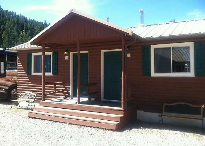 Three Bears Lodge