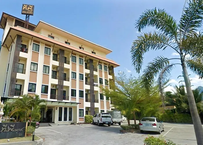 T.P. Place Hotel