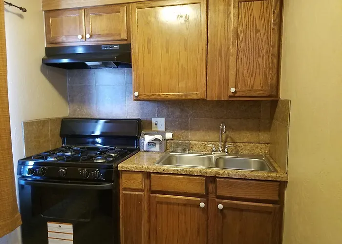 Budget Inn