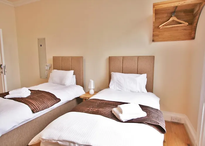 Central Studios Gloucester Place By Roomsbooked