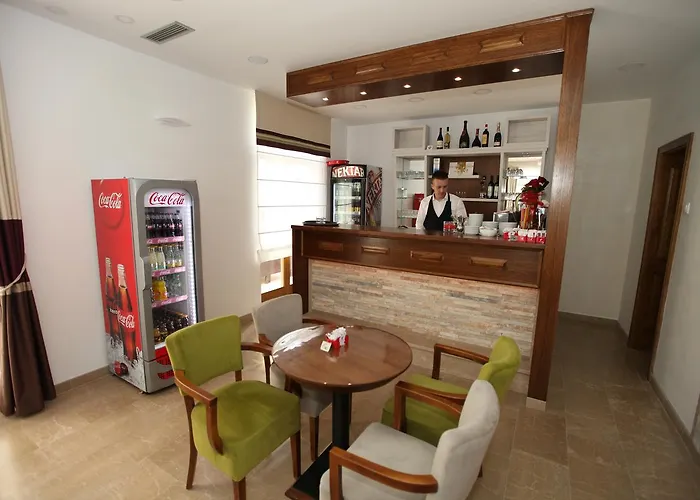 Apis Hotel