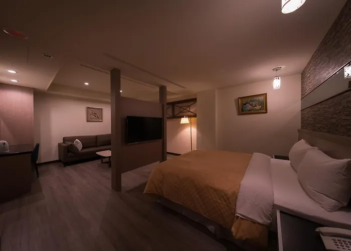 Sir Motel - Sanchong