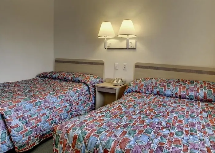 Red Carpet Inn Louisville North -Jeffersonville In