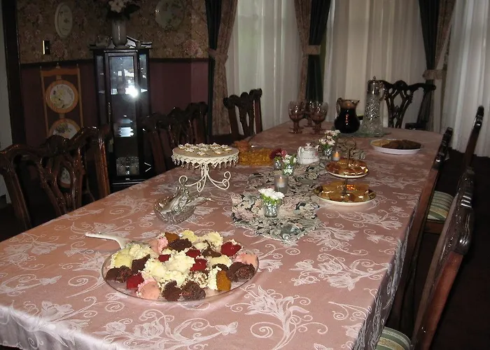 Silk Stocking Row - Bed And Breakfast - Adults Only