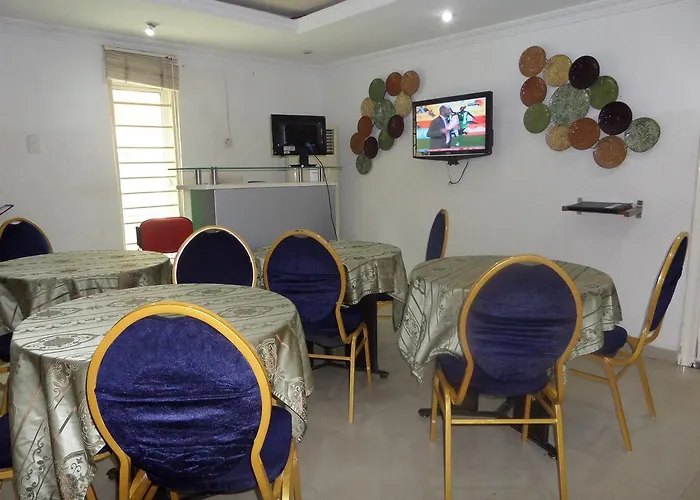 Theodawn Hotels @ Suite 29