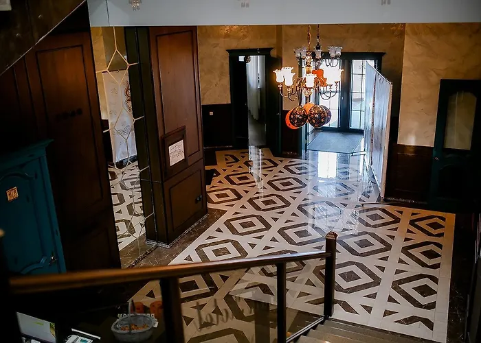 La Villa Park Hotel