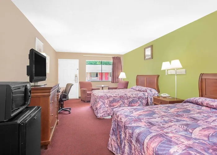 Hotel Express Anniston/Oxford
