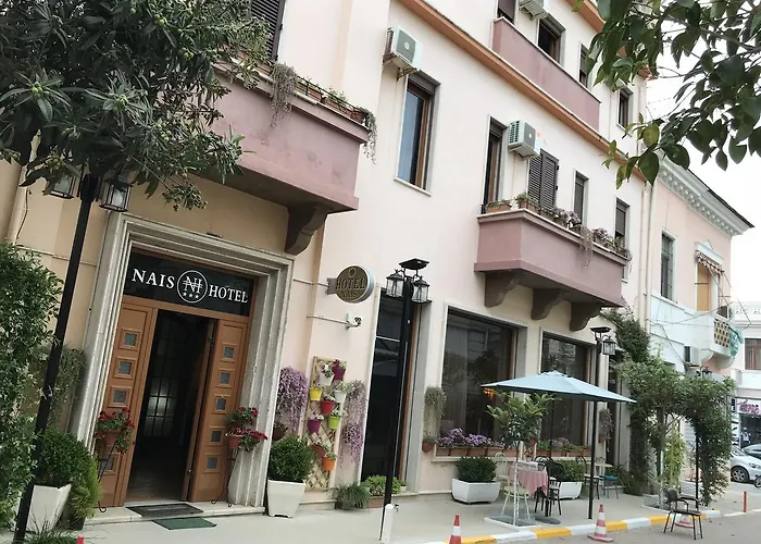 Hotel Nais