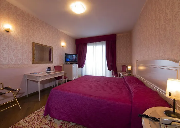 Hotel Catullo