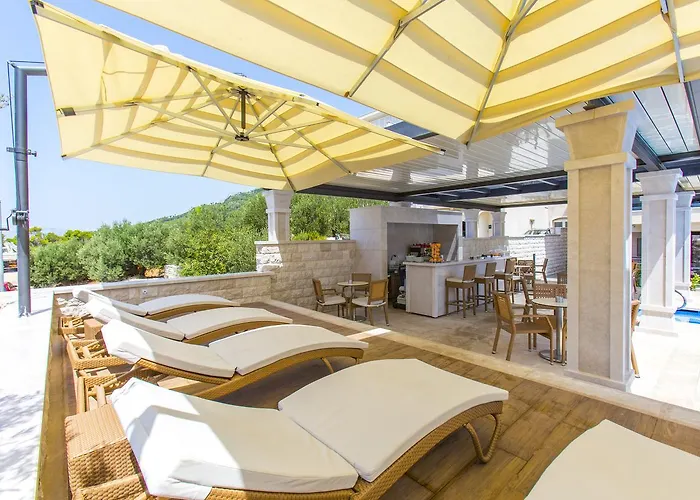 Luxury Aparthotel Makarska