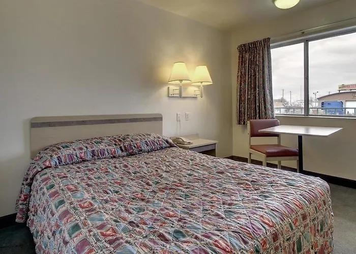 Red Carpet Inn Louisville North -Jeffersonville In