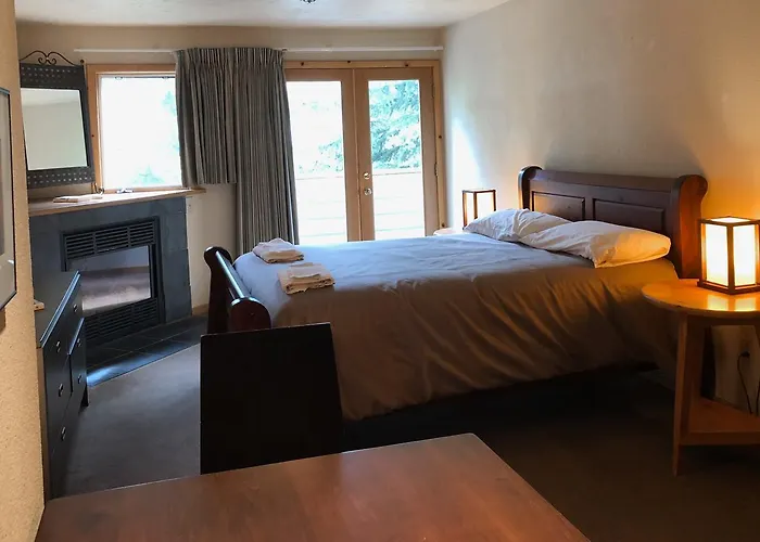Bald Mountain Inn