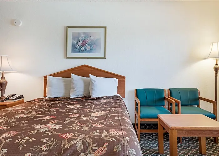 Americas Best Value Inn Paris