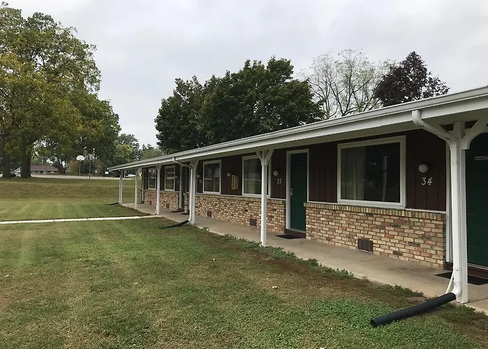 Spinning Wheel Motel