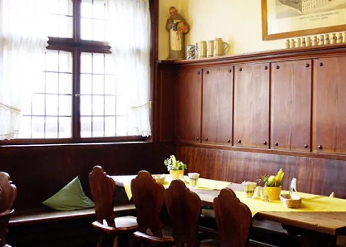 Traditionsgasthof Gruener Baum