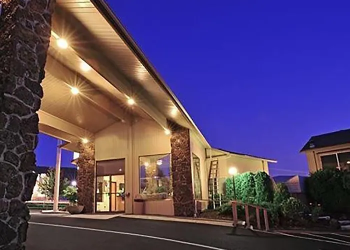 Red Lion Inn & Suites Grants Pass