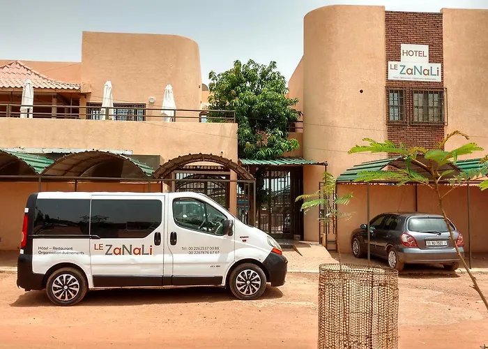 Le Zanali Hotel