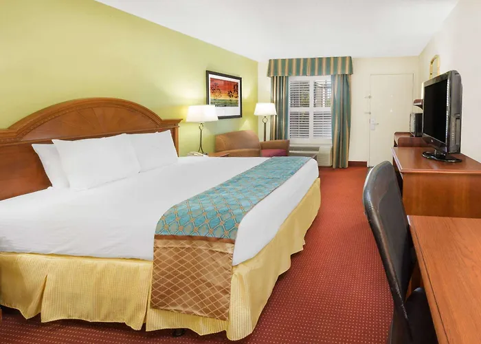 Baymont By Wyndham Orangeburg North