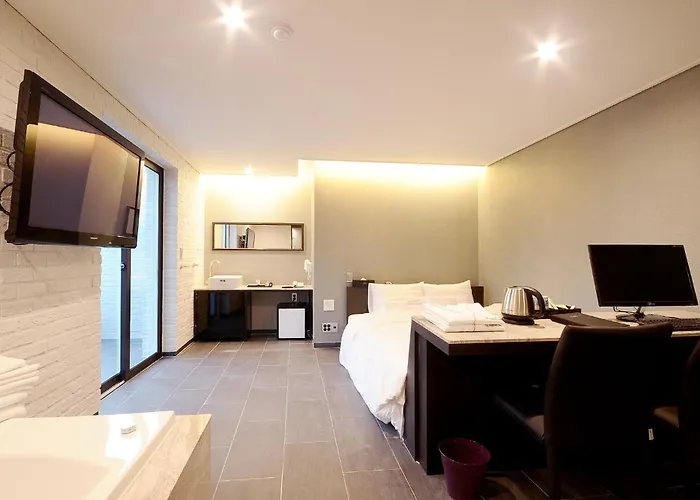 Queens Hotel Seomyeon Busan