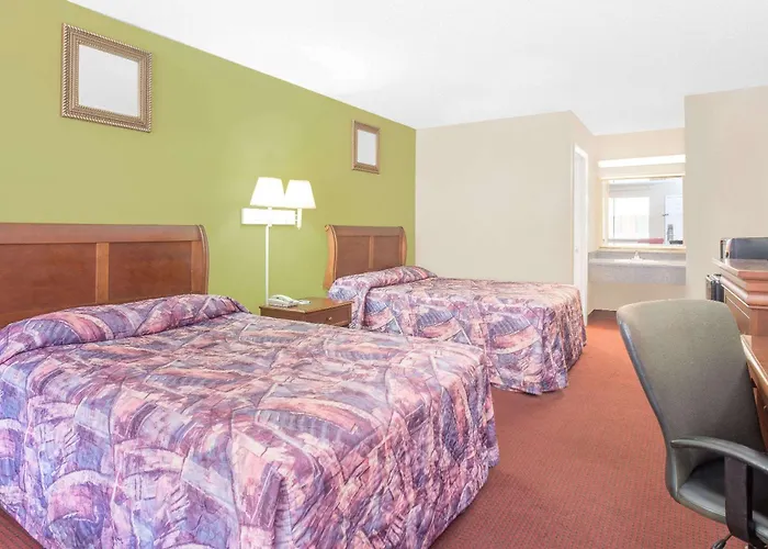 Hotel Express Anniston/Oxford