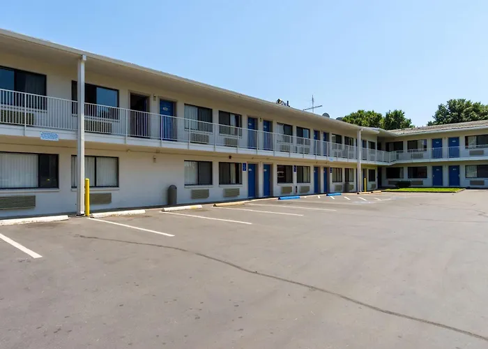 Motel 6-Redding, Ca - Central