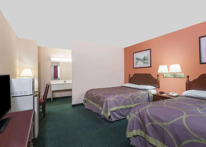 Days Inn By Wyndham Lenox Ma