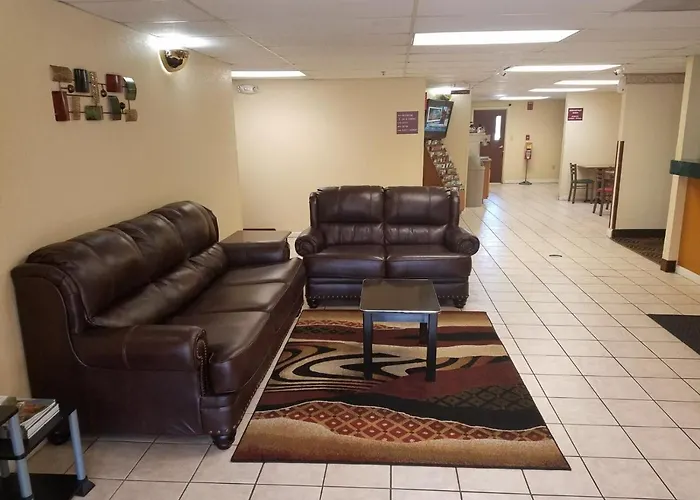 American Inn Evansville East