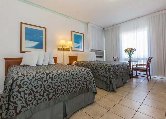 Thunderbird Beach Hotel