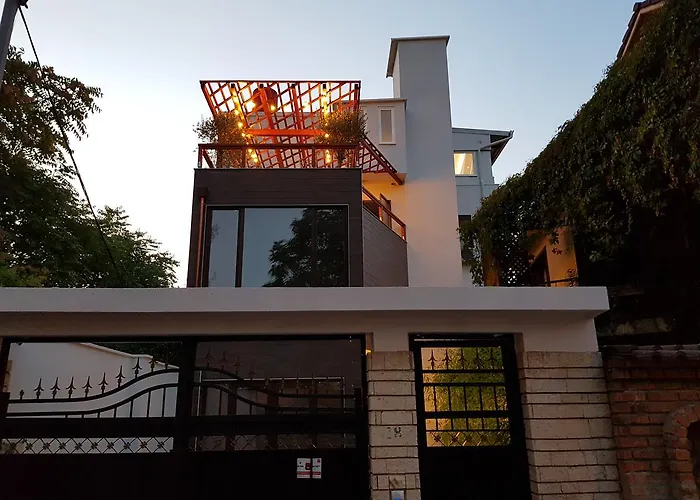 ART Hostel