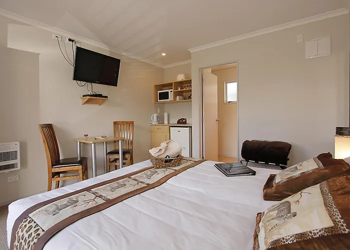 Big Five Motel