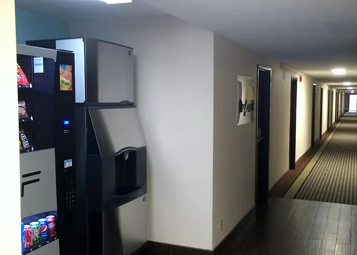 Days Inn By Wyndham Charleston