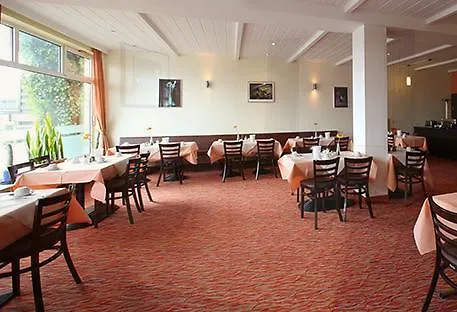 Albatros Airport Hotel
