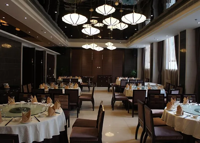 Yichang Three Gorges Dongshan Hotel