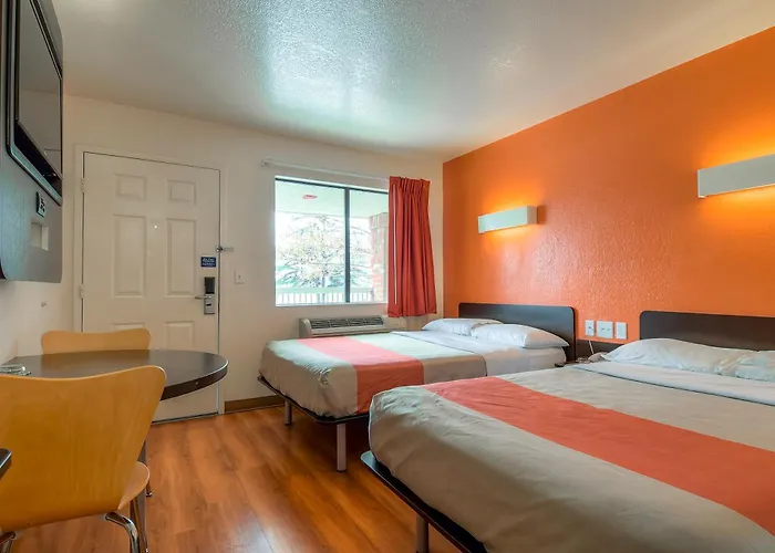 Arcadia Cheap Hotels