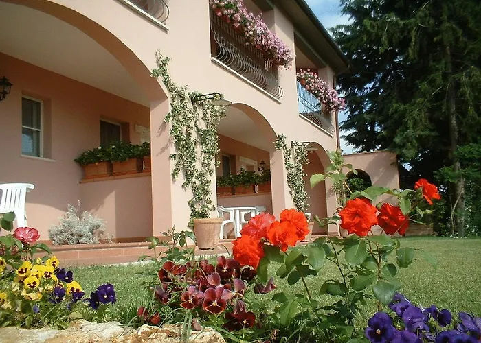 Saturnia Hotels