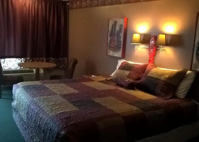Dogwood Motel