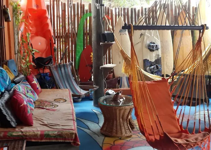 Cliff'S Hostel