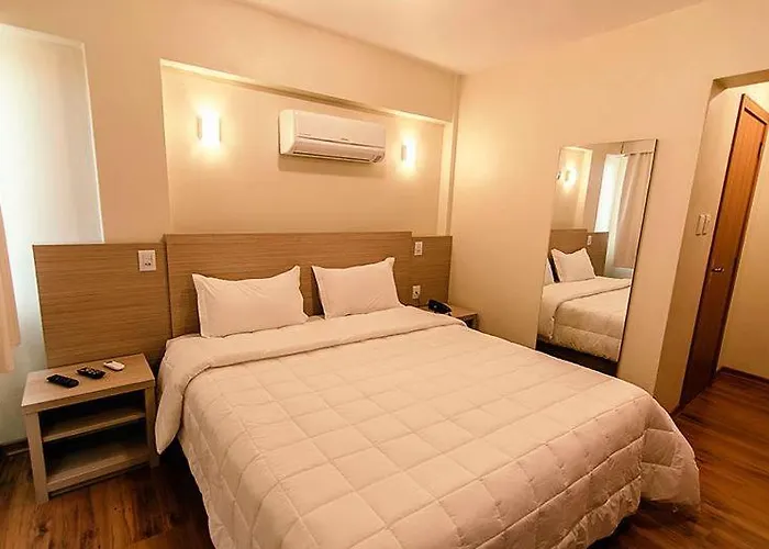 Hotel Almanara