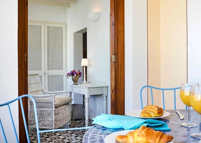 Staycatalina Boutique Hotel-Apartments