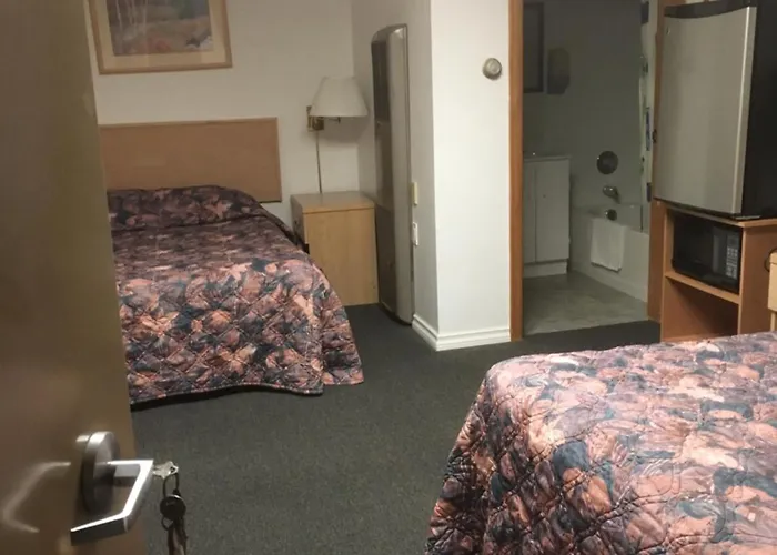 Estevan Motels
