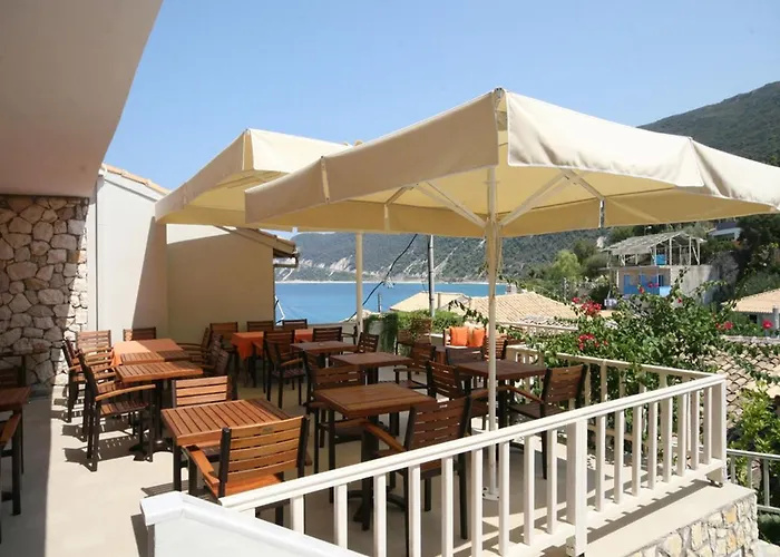 Ionis Hotel