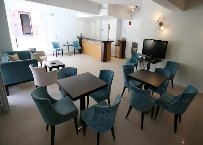 Ionis Hotel