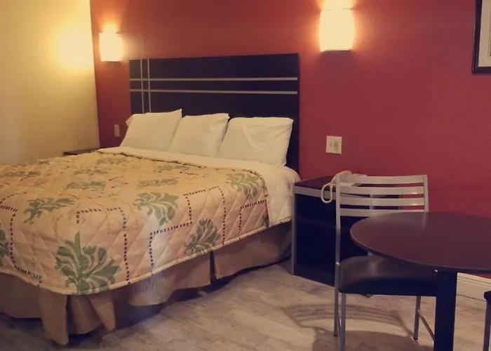 Oxford Inn And Suites Nasa