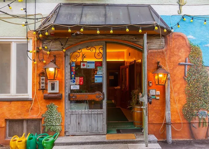 Hotel-Garni&Hostel Sandwirt