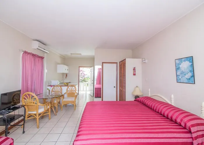 Rosewood Apartment Hotel
