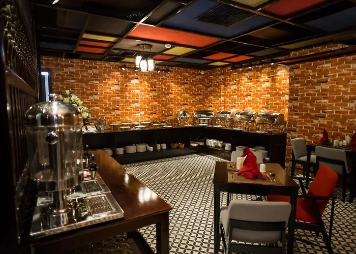 Max Boutique Hotel