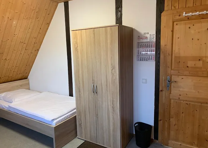 Ab Apartment - Zimmer Mit Gemeinschaftsraeumen In Uhingen