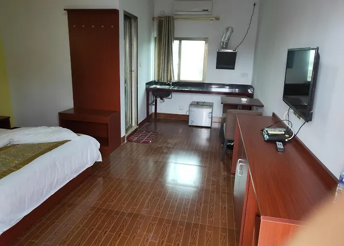 Chong Ti Hotel